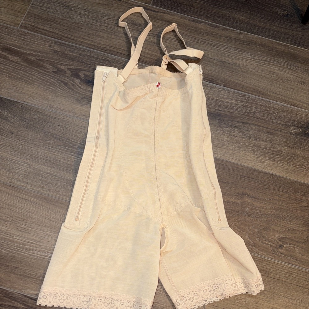 Design Veronique Beige Zipper Abdominal Girdle Compression Bodysuit Support #850